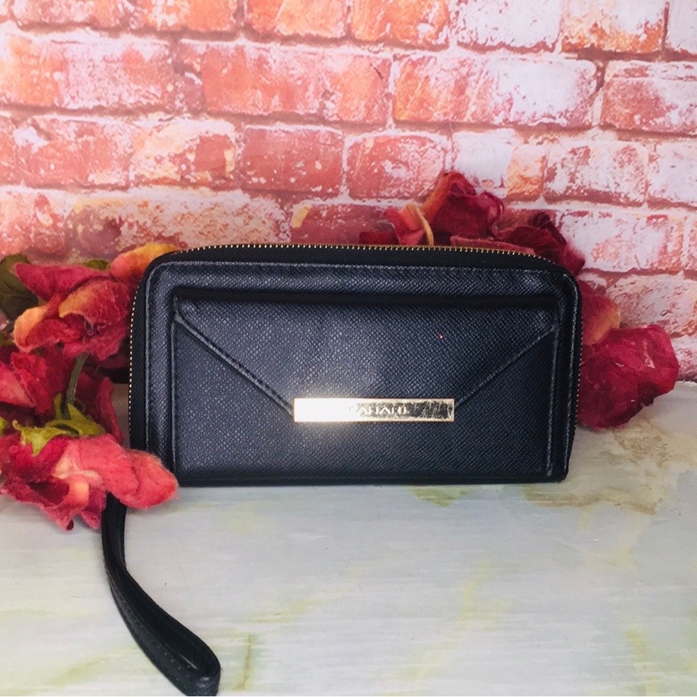 Tahari Large Black Saffiano Zippered Wristlet Wallet